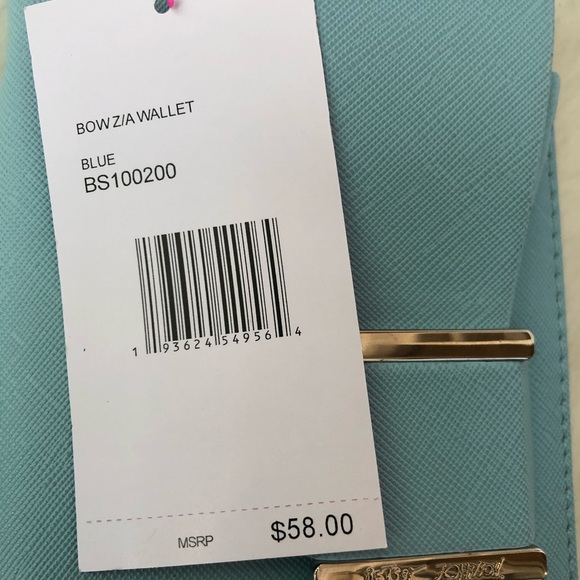 Betsey Johnson NWT Blue Bow Wallet With Wristlet - Picture 6 of 7